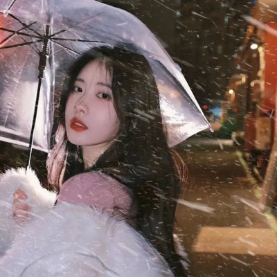 早餐时女歌迷快闪